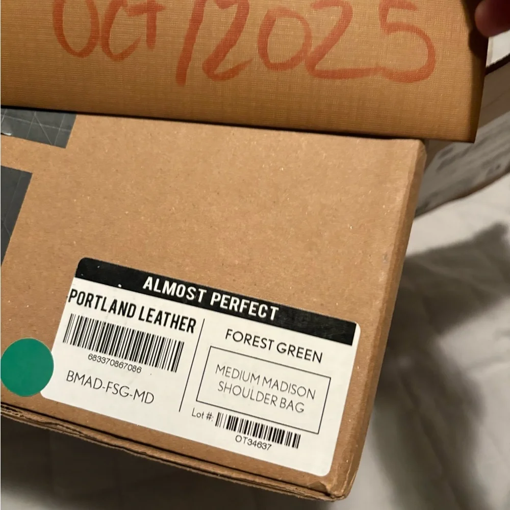 Portland leather Madison Brand New - Picture 5 of 7